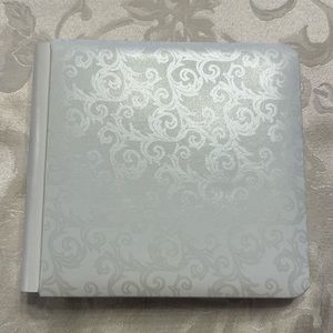 Creative Memories Promise 7 x 7 Scrapbook Album